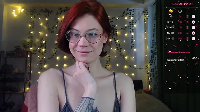 Snapshot of Your_Corvus chatting on 03/20/25, 08:31 Your Corvus online show from 03/20/25, 08:31