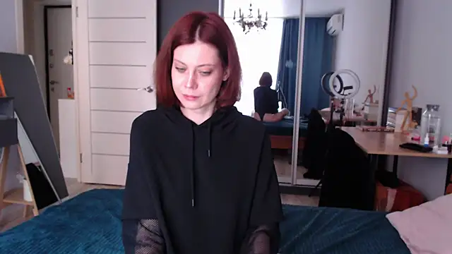 Snapshot of Your_Corvus chatting on 09/26/25, 09:13 Your Corvus online show from 09/26/25, 09:13