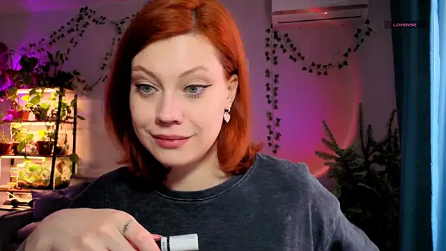 Snapshot of Your_Corvus chatting on 01/19/26, 10:52 Your Corvus online show from 01/19/26, 10:52