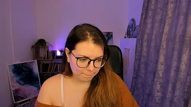 Snapshot of KeytSilvas chatting on 01/04/25, 09:00 KeytSilvas online show from 01/04/25, 09:00