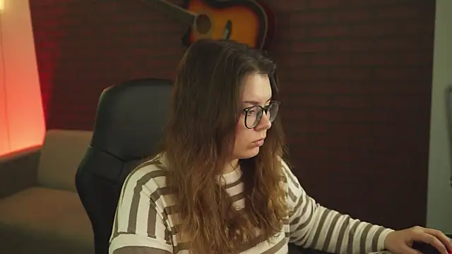 Snapshot of KeytSilvas chatting on 01/12/25, 04:21 KeytSilvas online show from 01/12/25, 04:21