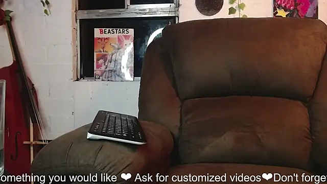 NEXT DOOR GIRL  online show from 12/27/24, 04:26