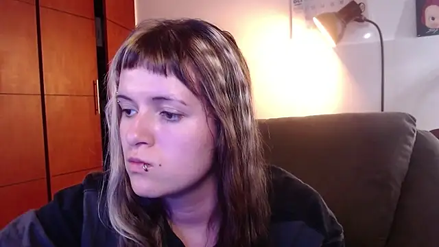 NEXT DOOR GIRL  online show from 10/20/25, 09:26