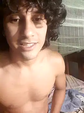 Snapshot of pedrodavid_ chatting on 06/18/26, 05:08 pedrodavid online show from 06/18/26, 05:08
