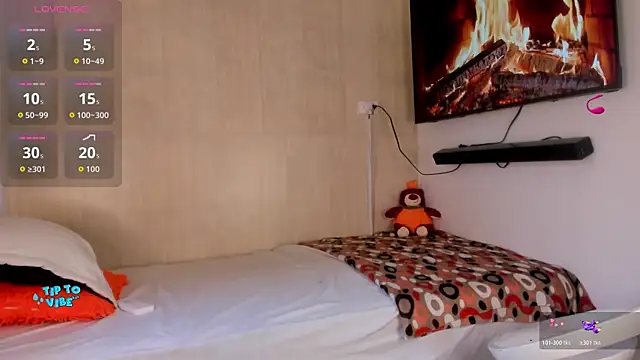 Snapshot of meganrossee69 chatting on 01/12/26, 08:47 meganrossee69 online show from 01/12/26, 08:47