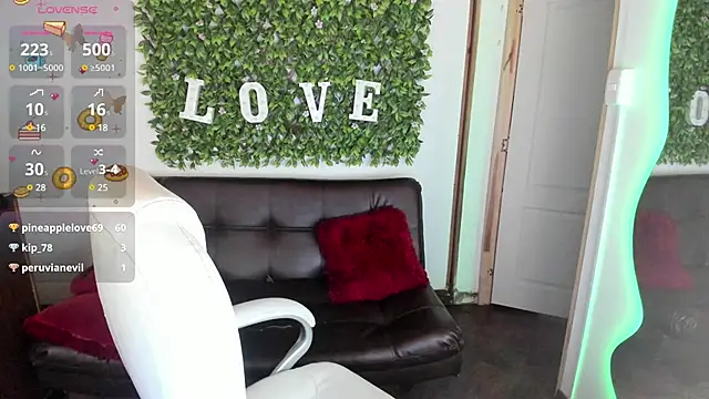 Enma  clark online show from 12/06/24, 09:32