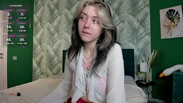 Snapshot of Vanessa_Walters chatting on 09/26/25, 02:04 Vanessa Walters online show from 09/26/25, 02:04