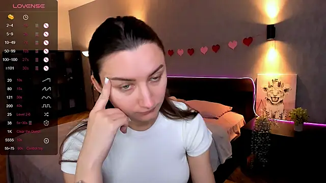 annacooleman online show from 09/10/25, 02:11