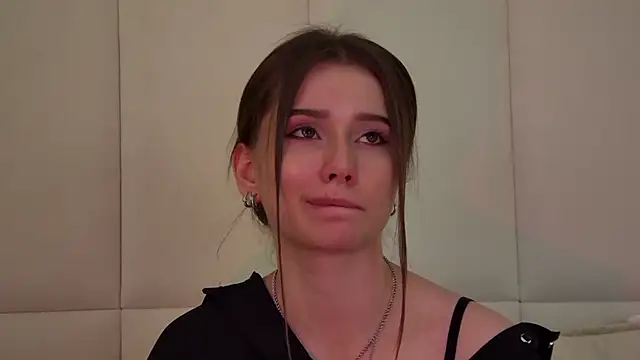 DianaVert online show from 02/05/25, 12:31