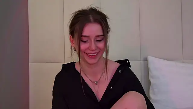 DianaVert online show from 02/05/25, 03:45