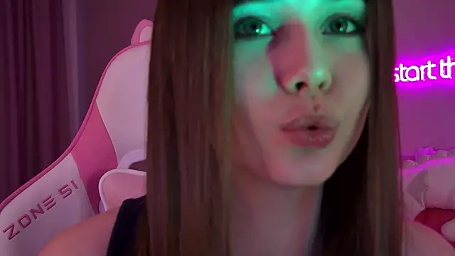 DianaVert online show from 02/06/25, 05:25