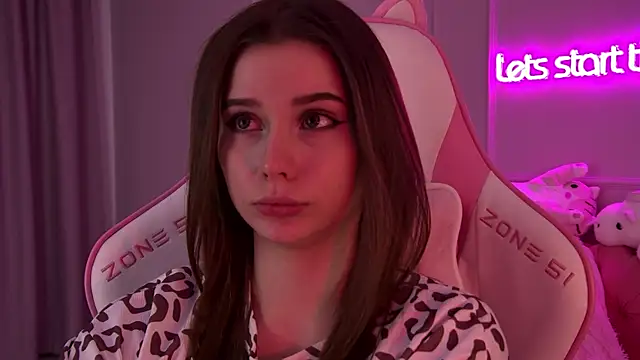 DianaVert online show from 02/18/25, 03:31