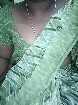 Snapshot of tamil_subha69 chatting on 12/03/24, 09:00 tamil subha69 online show from 12/03/24, 09:00