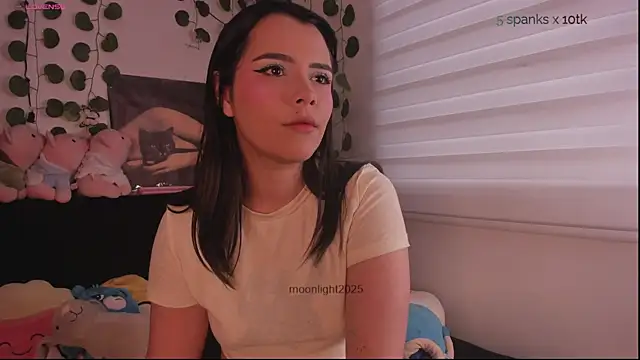 moonliiiight1 online show from 11/24/25, 09:03