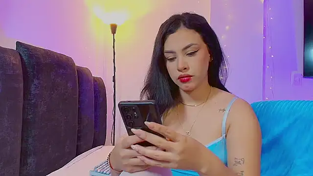 Maya Bluee online show from 05/03/26, 04:07