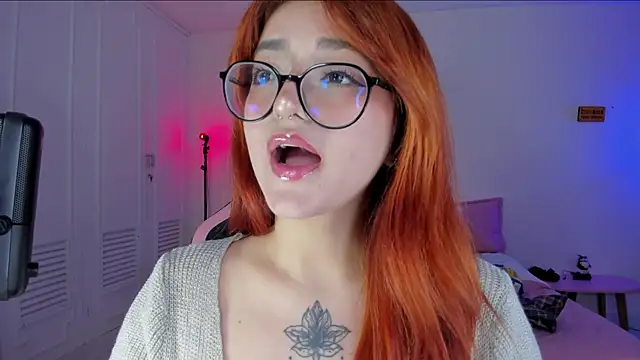 SweetJennaa online show from 01/18/25, 08:41