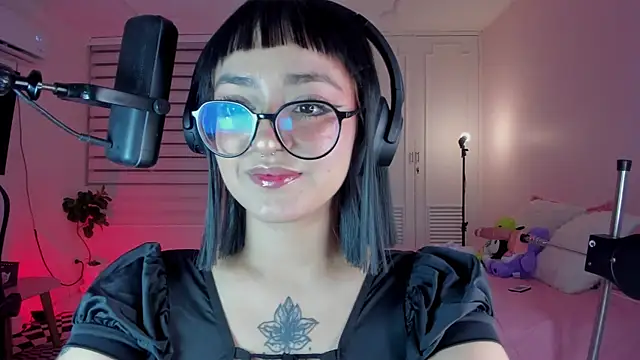 SweetJennaa online show from 03/16/25, 09:49