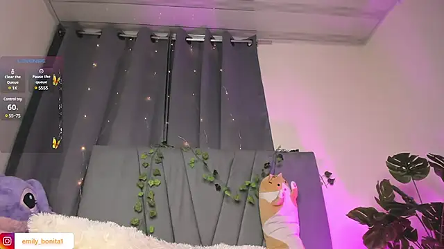 Snapshot of emy_bonita1 chatting on 01/30/25, 05:19 emy bonita1 online show from 01/30/25, 05:19