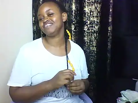 Snapshot of Candii_wet_ chatting on 02/27/25, 08:50 Candii wet online show from 02/27/25, 08:50