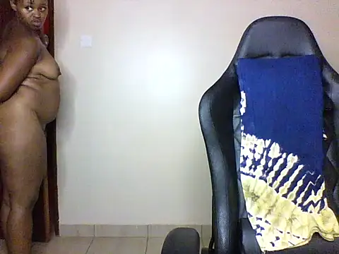 Snapshot of Candii_wet_ chatting on 10/09/25, 10:41 Candii wet online show from 10/09/25, 10:41