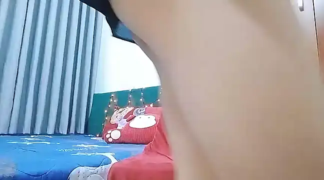 Snapshot of Cindy--Cici chatting on 03/05/25, 10:55 Cindy--Cici online show from 03/05/25, 10:55