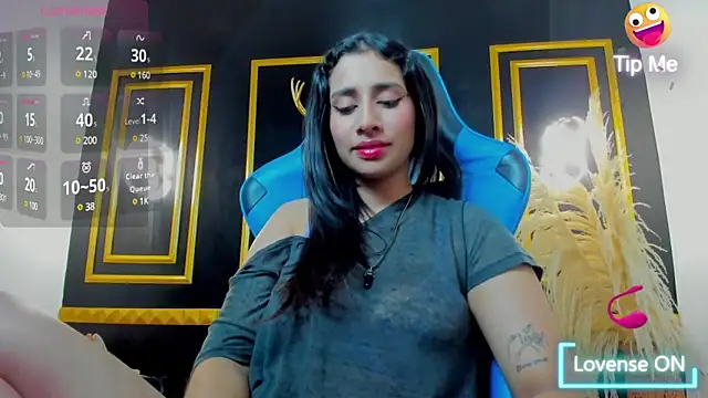 venuz lee online show from 02/10/25, 01:11