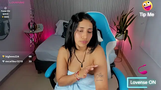 venuz lee online show from 02/14/25, 01:13