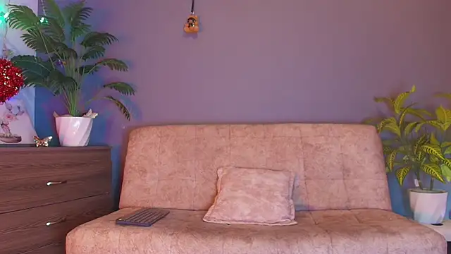 jade brunnette online show from 05/04/26, 08:16
