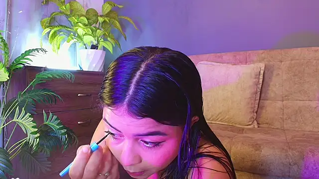 jade brunnette online show from 06/08/26, 08:09