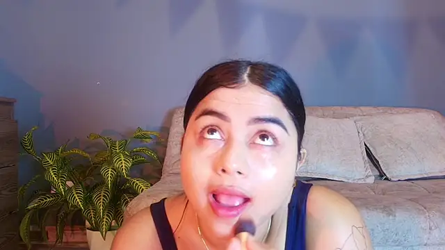 jade brunnette online show from 06/19/26, 08:12