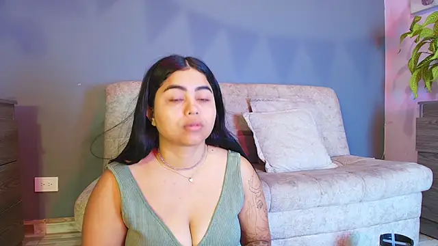 jade brunnette online show from 06/22/26, 08:06
