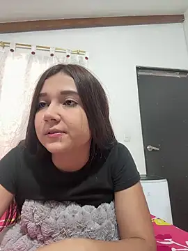 mia cooper 24 online show from 01/08/25, 07:13