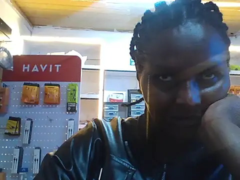 Snapshot of Kichuna_ chatting on 01/13/26, 05:29 Kichuna online show from 01/13/26, 05:29