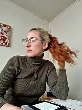 Snapshot of Afrania chatting on 12/12/24, 12:16 Afrania online show from 12/12/24, 12:16