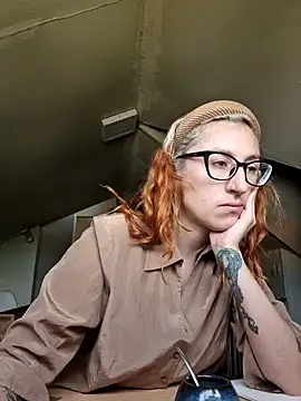 Snapshot of Afrania chatting on 02/21/25, 04:37 Afrania online show from 02/21/25, 04:37