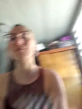 Snapshot of Afrania chatting on 11/14/25, 03:33 Afrania online show from 11/14/25, 03:33