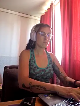 Afrania online show from 02/16/26, 08:16