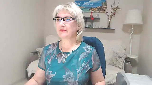 FleurMays online show from 01/30/25, 02:49