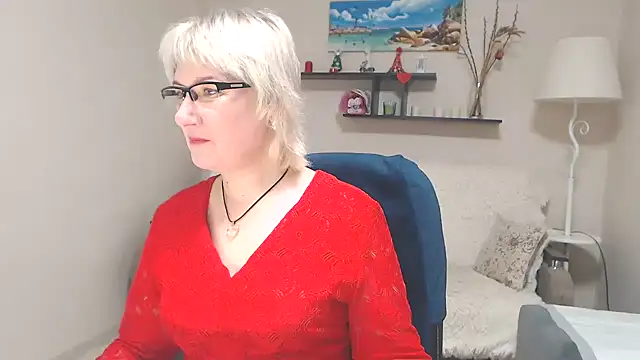 FleurMays online show from 02/03/25, 05:18