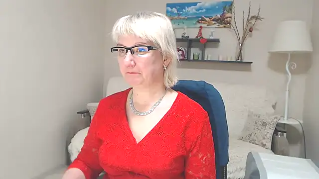 FleurMays online show from 02/04/25, 06:57