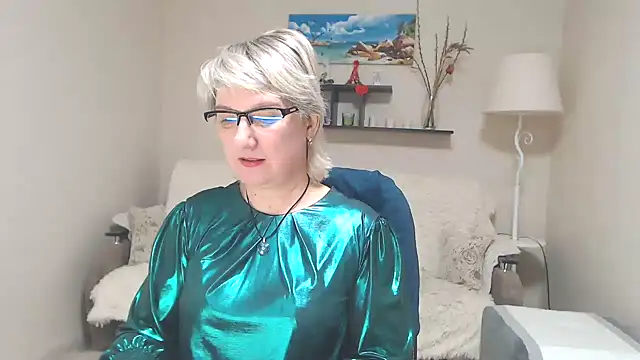 FleurMays online show from 02/19/25, 04:12