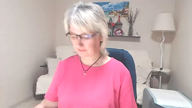 FleurMays online show from 06/28/26, 05:13