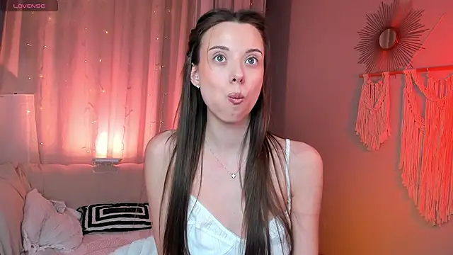 Snapshot of Goldy_Grace_ chatting on 03/13/26, 04:13 Goldy Grace online show from 03/13/26, 04:13