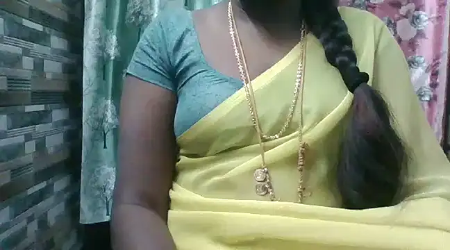 Snapshot of Hot_akshara chatting on 12/12/24, 06:53 Hot akshara online show from 12/12/24, 06:53