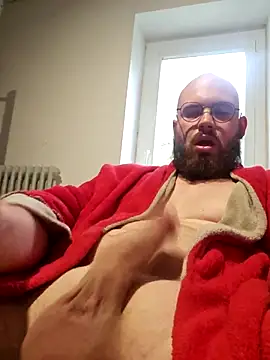 Snapshot of azagoul222 chatting on 11/22/25, 12:48 azagoul222 online show from 11/22/25, 12:48