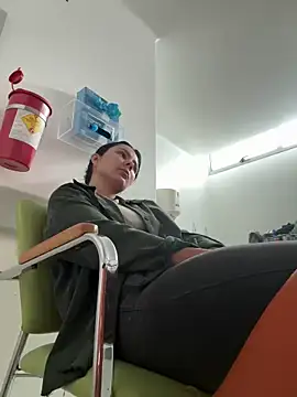 SofiaG  online show from 12/17/24, 01:05