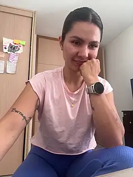 SofiaG  online show from 12/28/24, 06:08