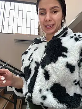 SofiaG  online show from 01/09/25, 12:52