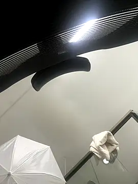 SofiaG  online show from 10/29/25, 07:15