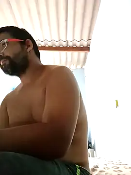 Snapshot of lele9457 chatting on 02/08/25, 04:25 lele9457 online show from 02/08/25, 04:25